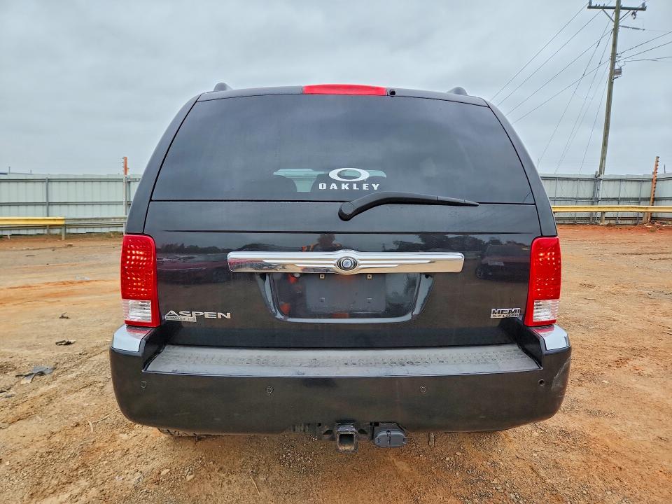 70136596 :رقم المزاد ، 1A8HW58238F140386 vin ، 2008 Chrysler Aspen مزاد بيع