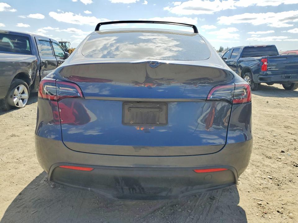 68094076 :رقم المزاد ، 7SAYGAEE2PF865561 vin ، 2023 Tesla Model Y مزاد بيع