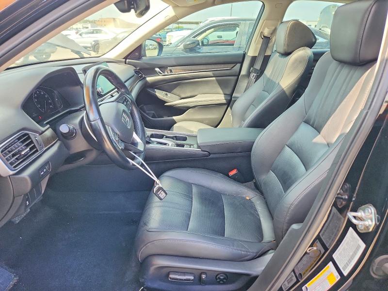 70285786 :رقم المزاد ، 1HGCV1F53LA056022 vin ، 2020 Honda Accord مزاد بيع