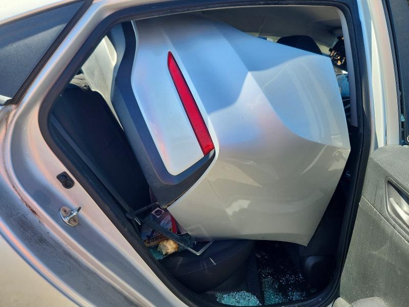 69284166 :رقم المزاد ، 3KPC24A34JE020235 vin ، 2018 Hyundai Accent مزاد بيع