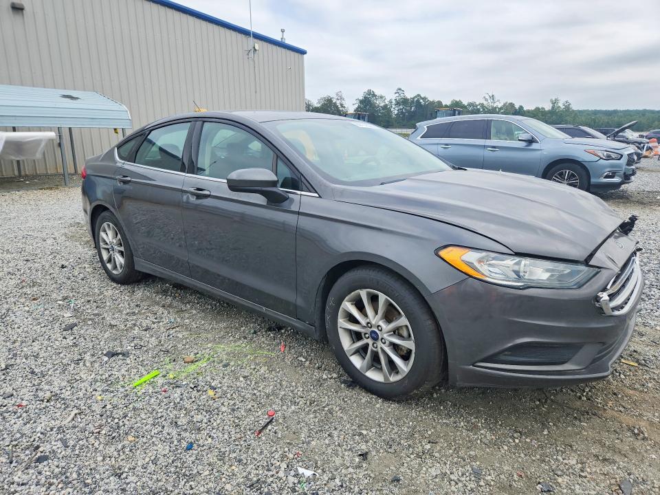 Auction sale of the 2017 Ford Fusion, vin: 3FA6P0H70HR226323        , lot number: 69132296