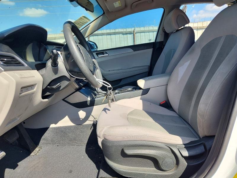 69961306 :رقم المزاد ، 5NPE24AF1FH184242 vin ، 2015 Hyundai Sonata مزاد بيع