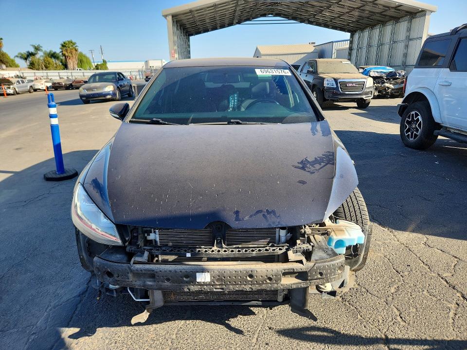 Продажа на аукционе авто 2015 Volkswagen Gti, vin: 3VW4T7AU1FM092936, номер лота: 69631576