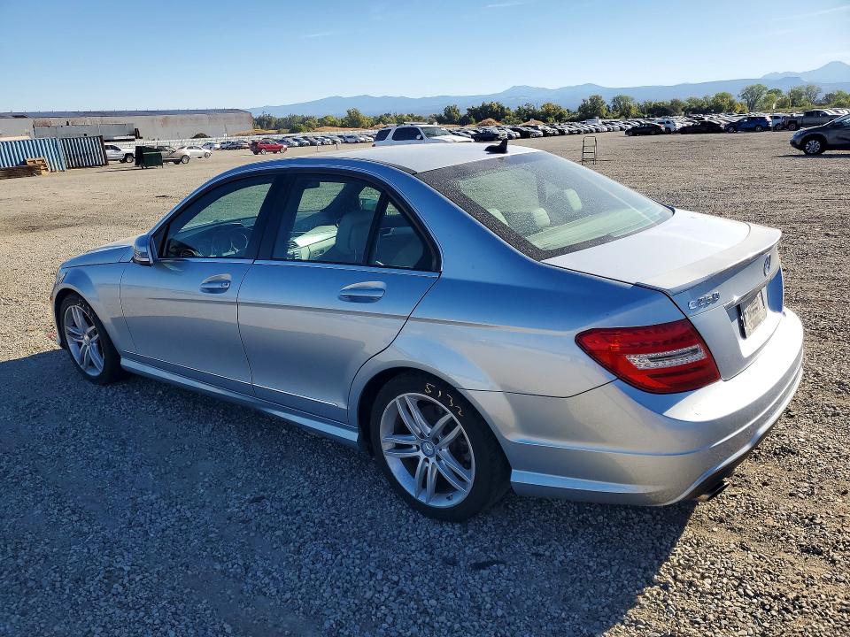 Продаж на аукціоні авто 2014 Mercedes-benz C, vin: WDDGF4HB0EG228157, номер лоту: 68090056