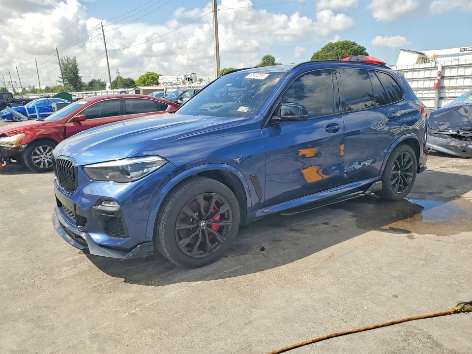 68402066 :رقم المزاد ، 5UXJU2C58KLN64748 vin ، 2019 Bmw X5 مزاد بيع