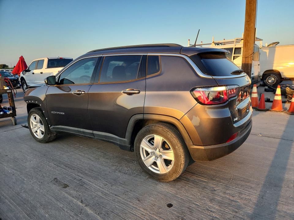 67472376 :رقم المزاد ، 3C4NJCBB0NT202334         vin ، 2022 Jeep Compass مزاد بيع