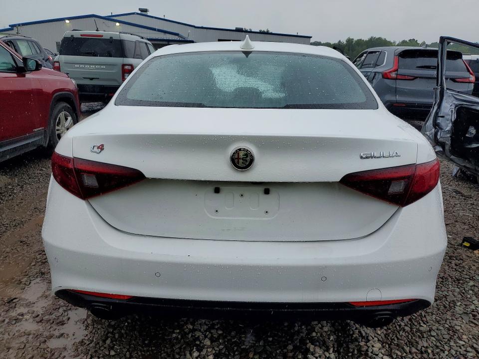2022 Alfa Romeo Giulia მანქანა იყიდება აუქციონზე, vin: ZARFANAN5N7663535, აუქციონის ნომერი: 68047466