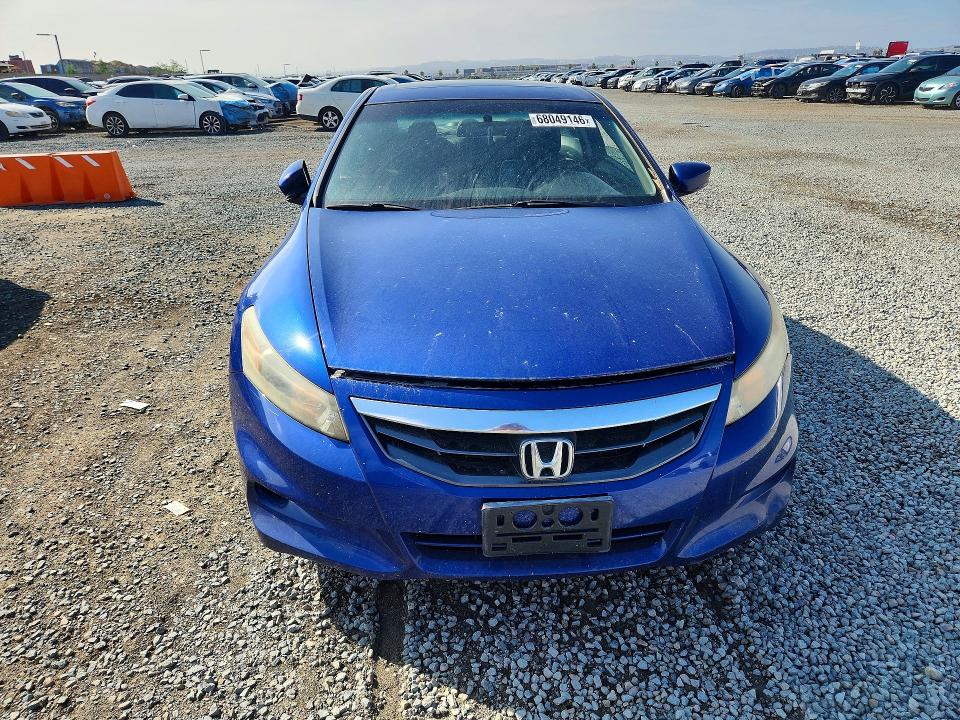 68049146 :رقم المزاد ، 1HGCS1B87BA005355 vin ، 2011 Honda Accord مزاد بيع