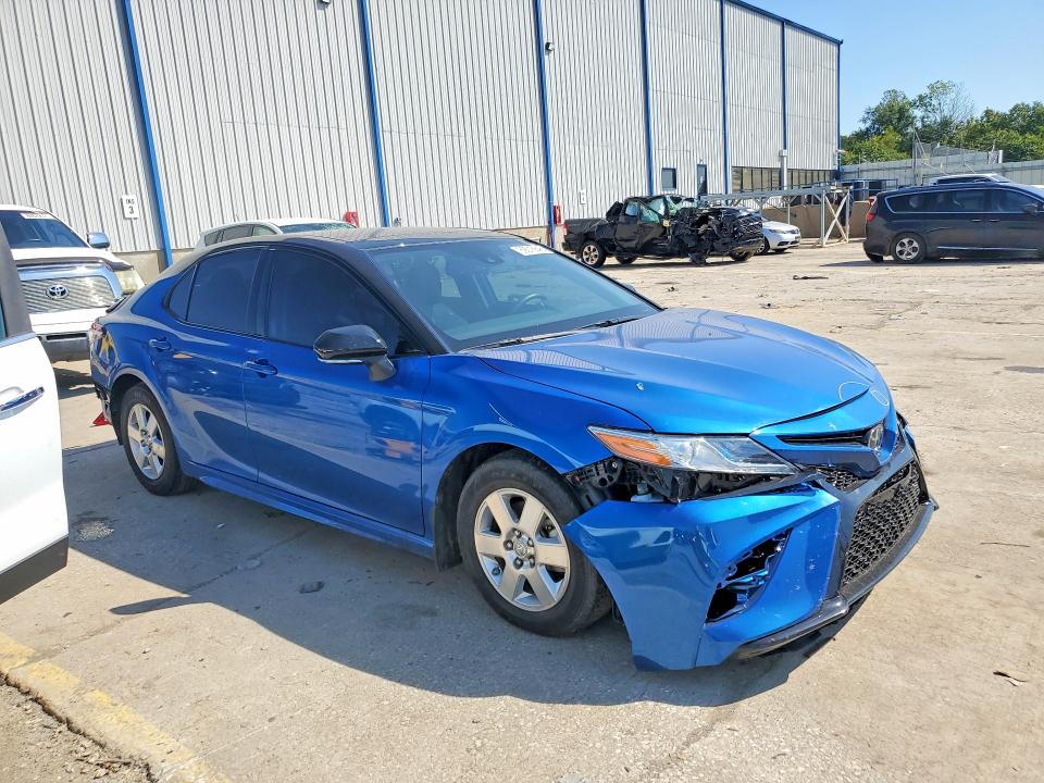 69018846 :رقم المزاد ، 4T1K61AK9LU330810 vin ، 2020 Toyota Camry مزاد بيع