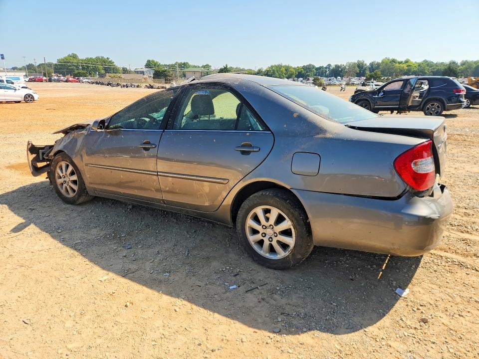 2004 Toyota Camry მანქანა იყიდება აუქციონზე, vin: 4T1BE32K54U823236, აუქციონის ნომერი: 67553236
