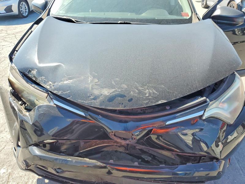 68640176 :رقم المزاد ، 2T3BFREV8HW551204 vin ، 2017 Toyota Rav4 مزاد بيع