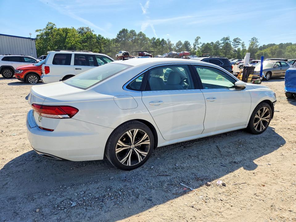 67781306 :رقم المزاد ، 1VWSA7A36MC010024 vin ، 2021 Volkswagen Passat مزاد بيع