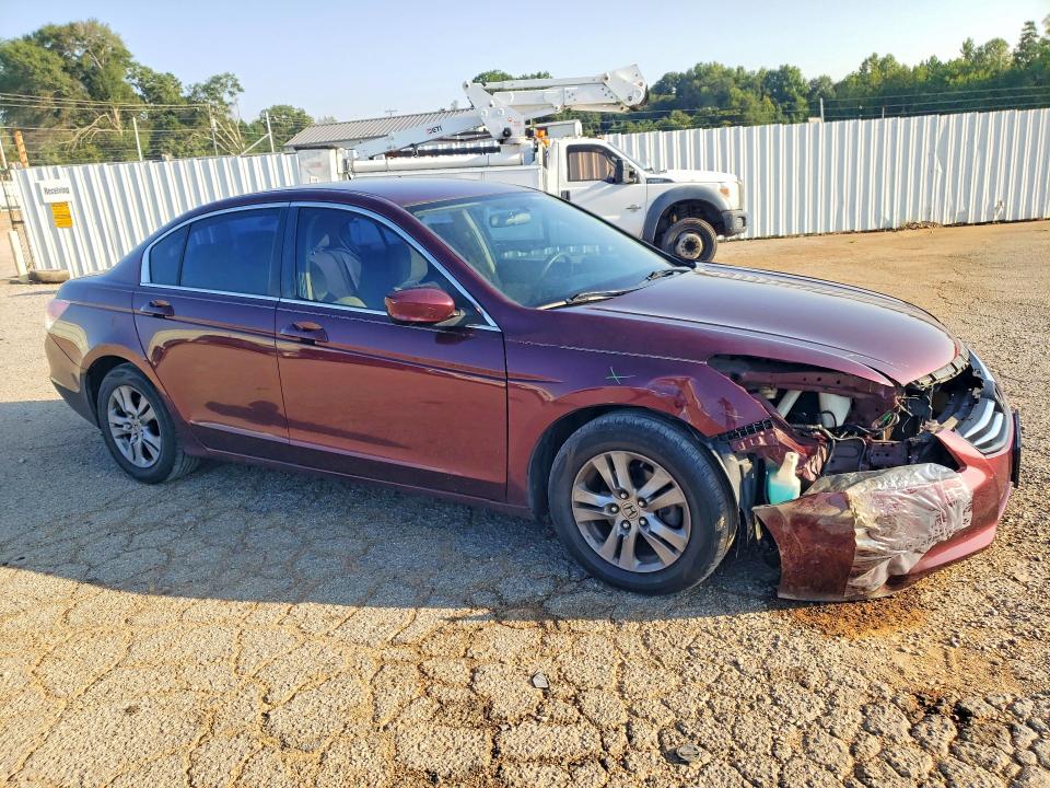 67352886 :رقم المزاد ، 1HGCP2F46BA114842 vin ، 2011 Honda Accord مزاد بيع