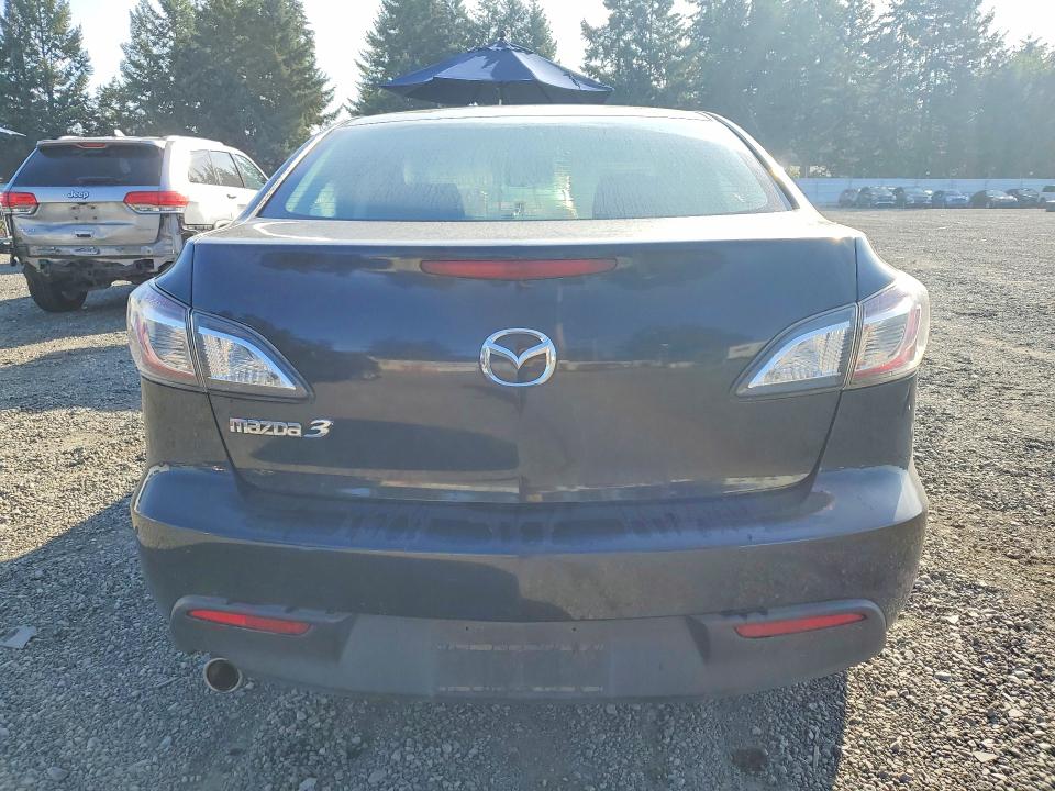 67732556 :رقم المزاد ، JM1BL1VG4B1360008 vin ، 2011 Mazda 3 مزاد بيع