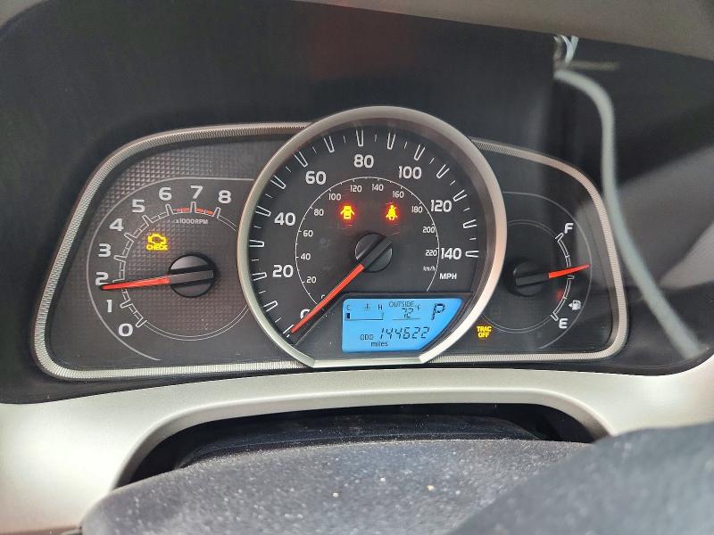 68271776 :رقم المزاد ، 2T3ZFREV8FW209831 vin ، 2015 Toyota Rav4 مزاد بيع