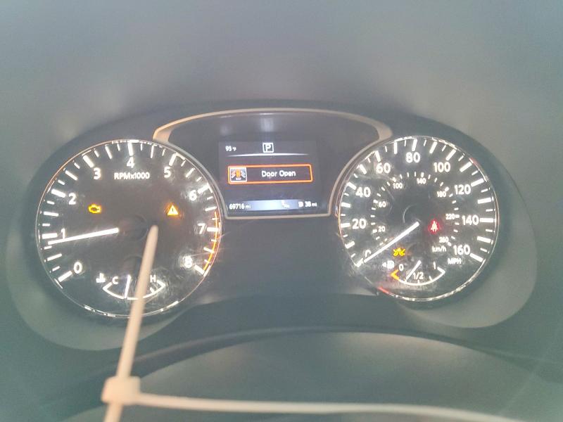 69779576 :رقم المزاد ، 5N1DR2MN9KC598238 vin ، 2019 Nissan Pathfinder مزاد بيع