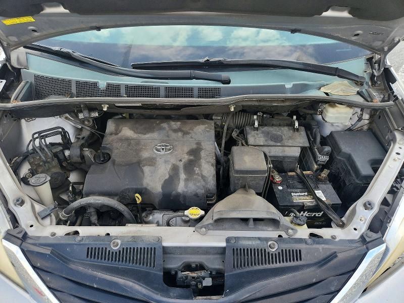 Aukcja sprzedaży 2013 Toyota Sienna, vin: 5TDKK3DC3DS352551, numer aukcji: 70045896