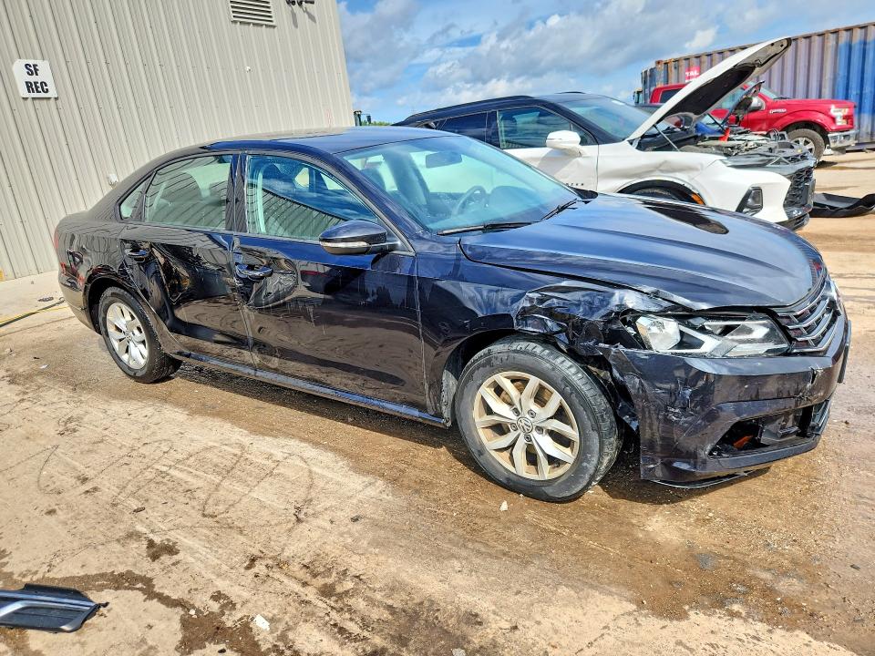 68375406 :رقم المزاد ، 1VWAA7A36JC003985 vin ، 2018 Volkswagen Passat مزاد بيع