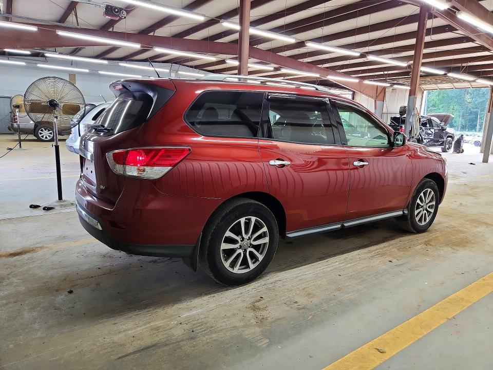 68970146 :رقم المزاد ، 5N1AR2MN0DC624800 vin ، 2013 Nissan Pathfinder مزاد بيع