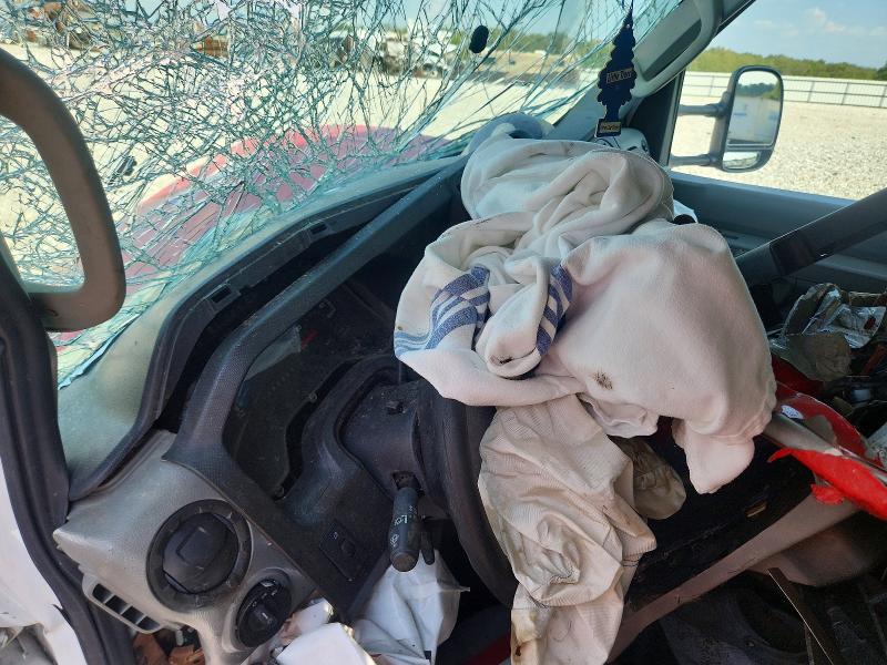 64395056 :رقم المزاد ، 1FDWE3FS9JDC21351 vin ، 2018 Ford Econoline مزاد بيع