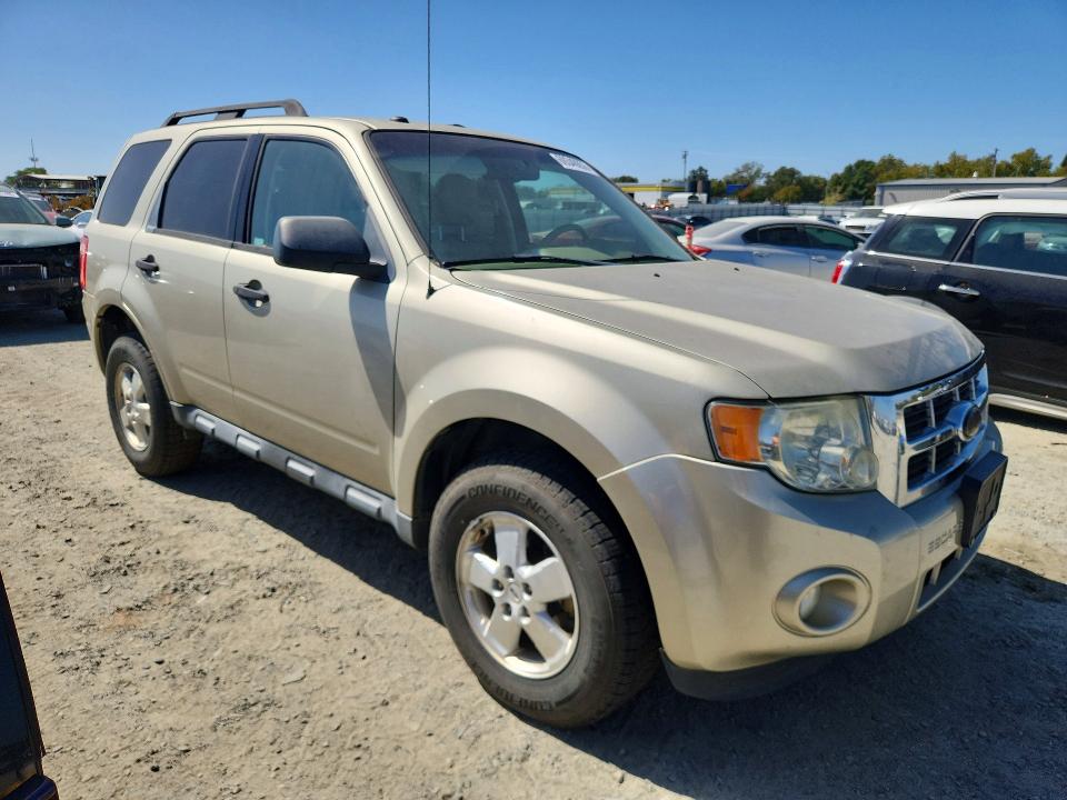 Продажа на аукционе авто 2010 Ford Escape, vin: 1FMCU0D79AKD27524, номер лота: 69348856