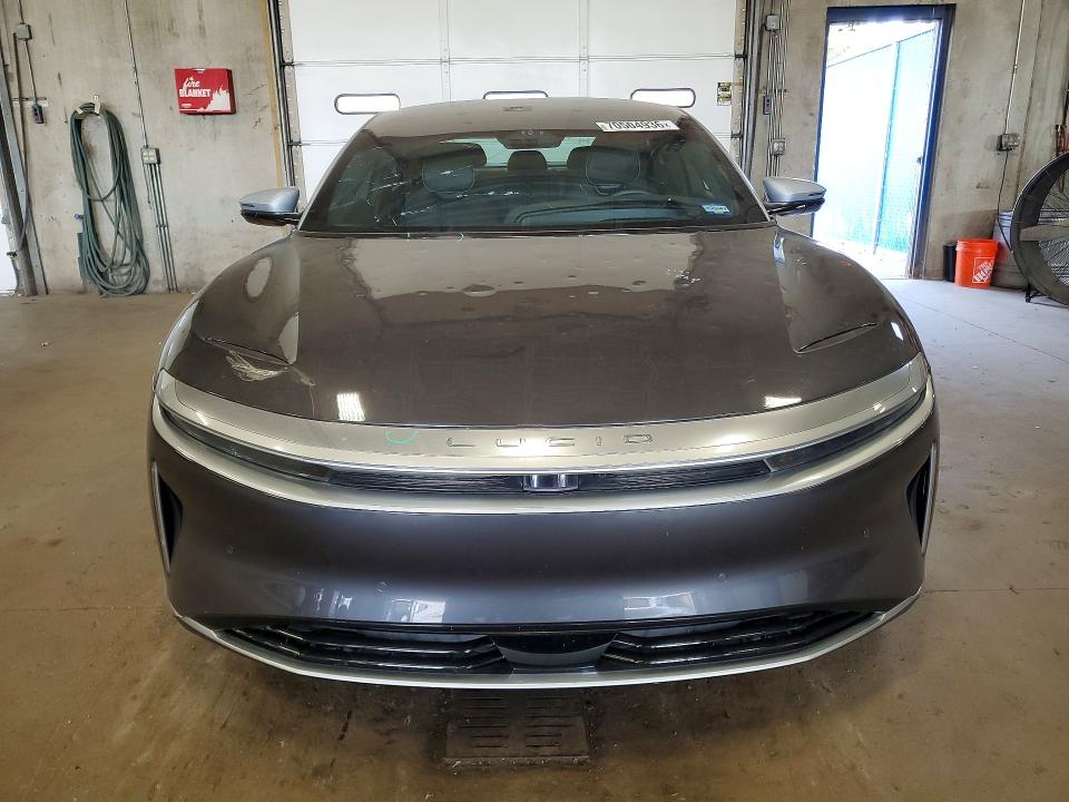 70504936 :رقم المزاد ، 50EA1GBAXPA002595 vin ، 2023 Lucid Motors Air مزاد بيع