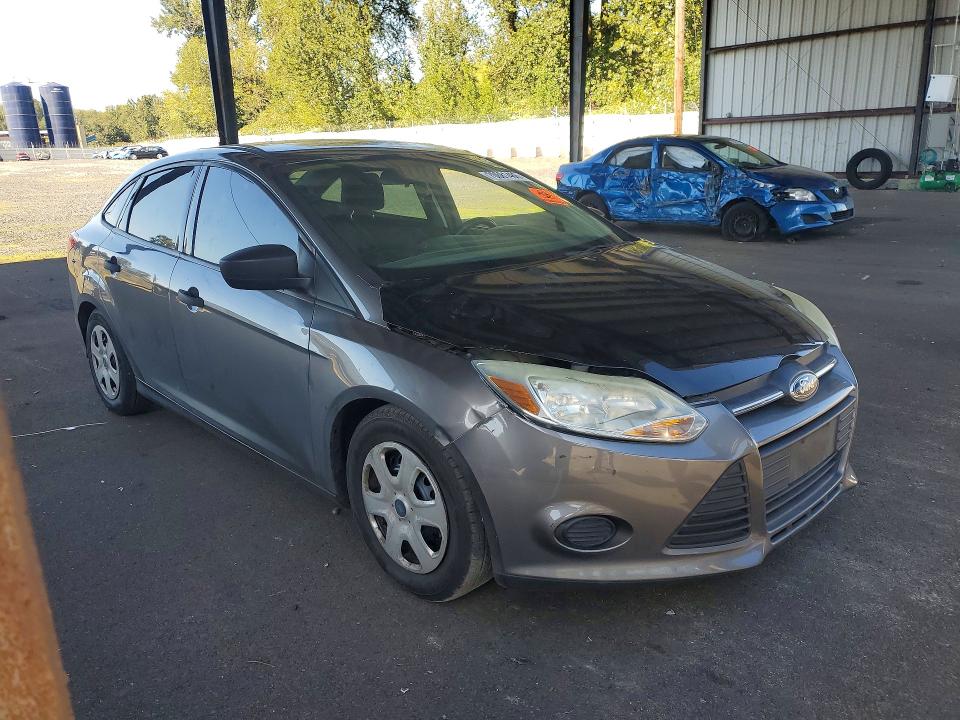70681466 :رقم المزاد ، 1FADP3E28EL225044 vin ، 2014 Ford Focus مزاد بيع