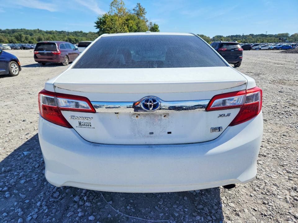 2012 Toyota Camry Hybrid მანქანა იყიდება აუქციონზე, vin: 4T1BD1FK3CU051545, აუქციონის ნომერი: 70830416