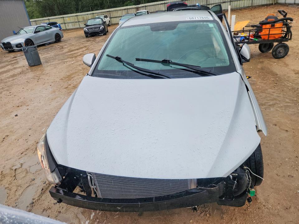 68717846 :رقم المزاد ، KMHD84LF3HU102894 vin ، 2017 Hyundai Elantra مزاد بيع