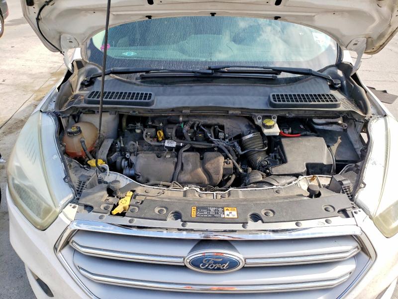2017 Ford Escape მანქანა იყიდება აუქციონზე, vin: 1FMCU0J9XHUD40268, აუქციონის ნომერი: 69692136