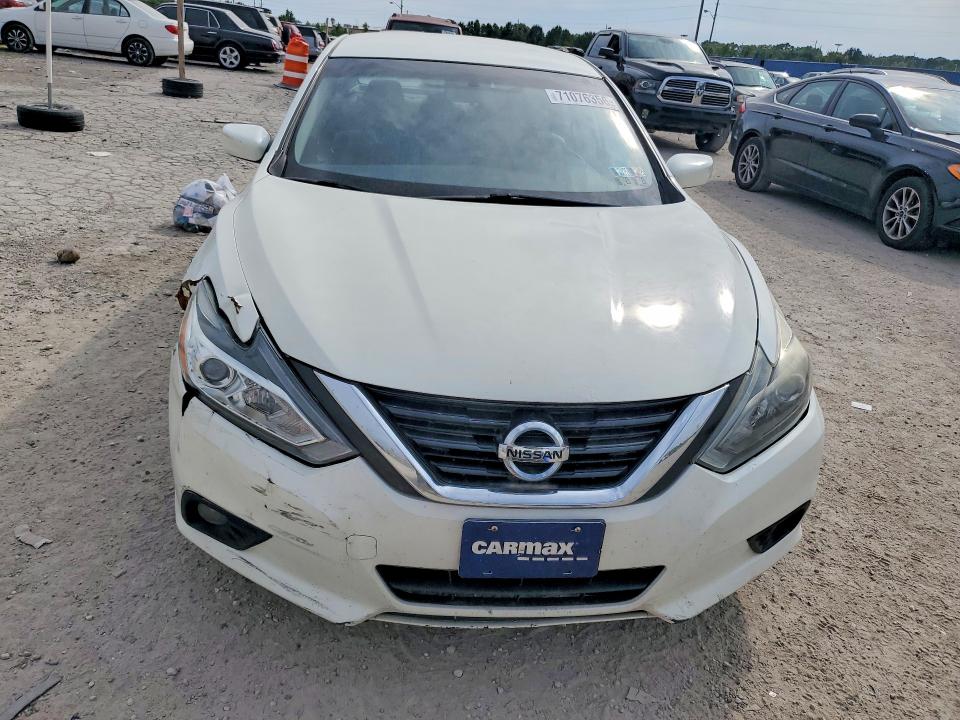 2017 Nissan Altima მანქანა იყიდება აუქციონზე, vin: 1N4AL3AP9HC264598, აუქციონის ნომერი: 71076356