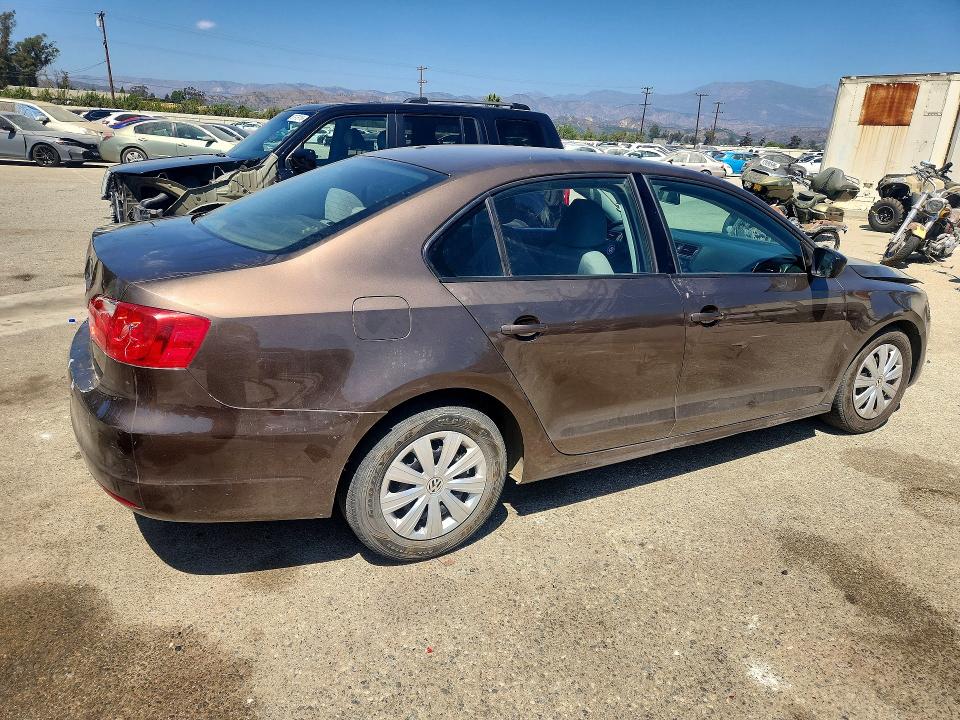 2011 Volkswagen Jetta მანქანა იყიდება აუქციონზე, vin: 3VW2K7AJ1BM058635, აუქციონის ნომერი: 68192976