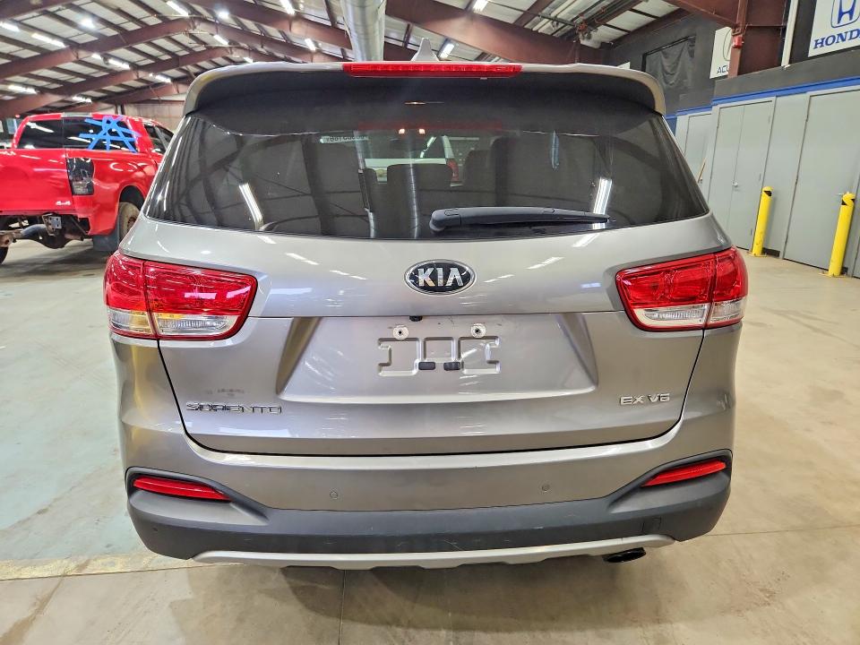 68605166 :رقم المزاد ، 5XYPHDA51HG231388 vin ، 2017 Kia Sorento مزاد بيع