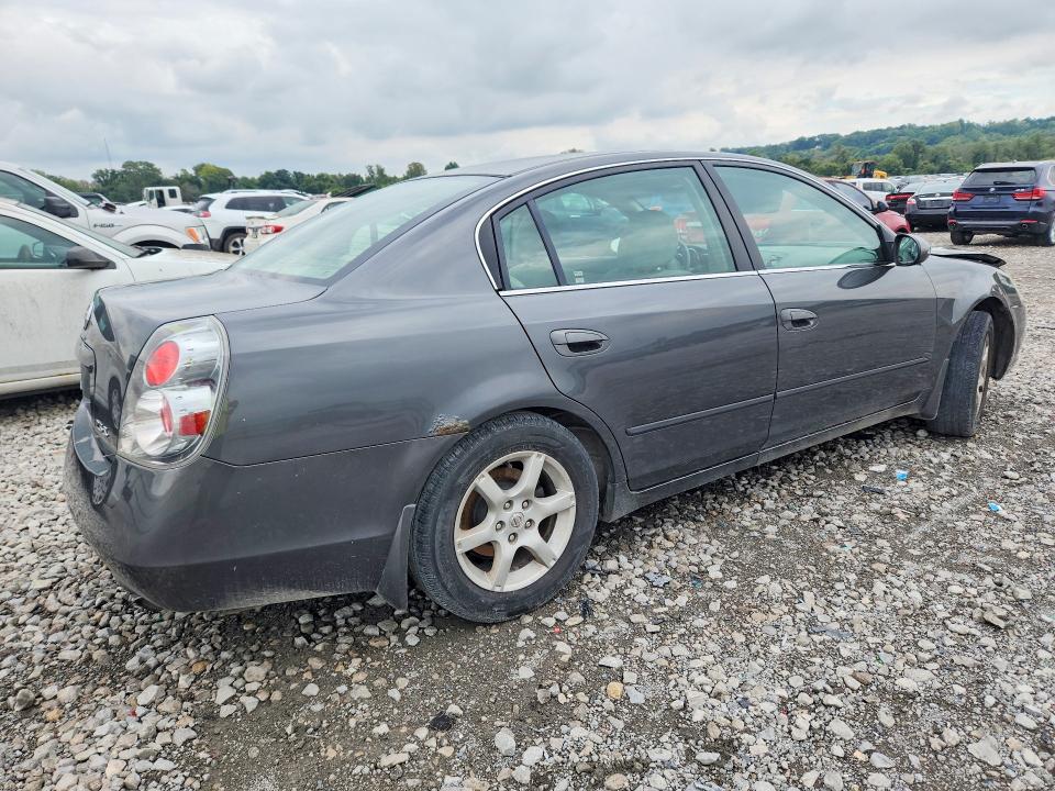 2005 Nissan Altima მანქანა იყიდება აუქციონზე, vin: 1N4AL11D55N466560, აუქციონის ნომერი: 68293156