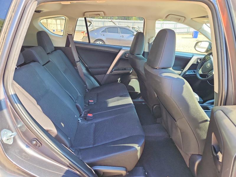 2018 Toyota Rav4 მანქანა იყიდება აუქციონზე, vin: JTMBFREV2JJ175345, აუქციონის ნომერი: 67133376