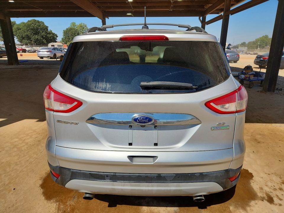 2014 Ford Escape მანქანა იყიდება აუქციონზე, vin: 1FMCU0GX5EUD63555, აუქციონის ნომერი: 71168016