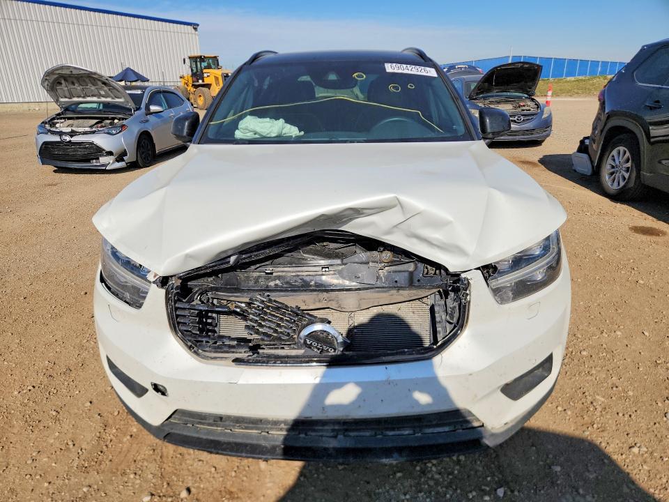 Продажа на аукционе авто 2022 Volvo Xc40, vin: YV4162UM0N2668997, номер лота: 69042926