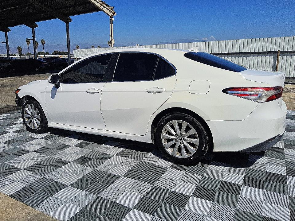 2019 Toyota Camry მანქანა იყიდება აუქციონზე, vin: 4T1B11HK3KU263107, აუქციონის ნომერი: 67377836