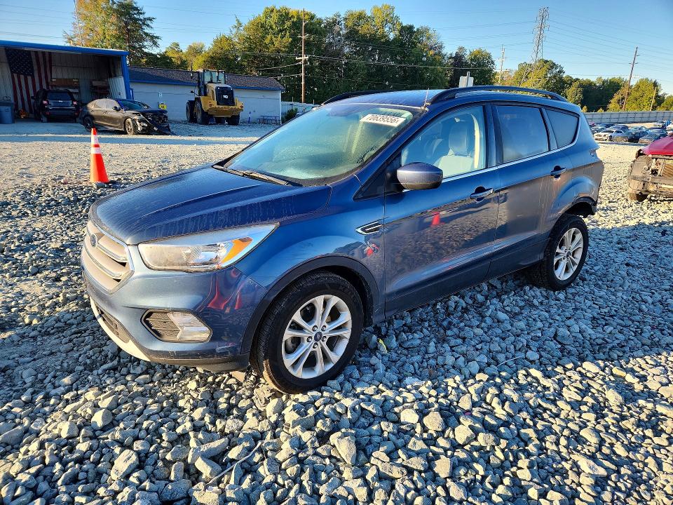 Auction sale of the 2018 Ford Escape, vin: 1FMCU0GD8JUA36762, lot number: 70639556