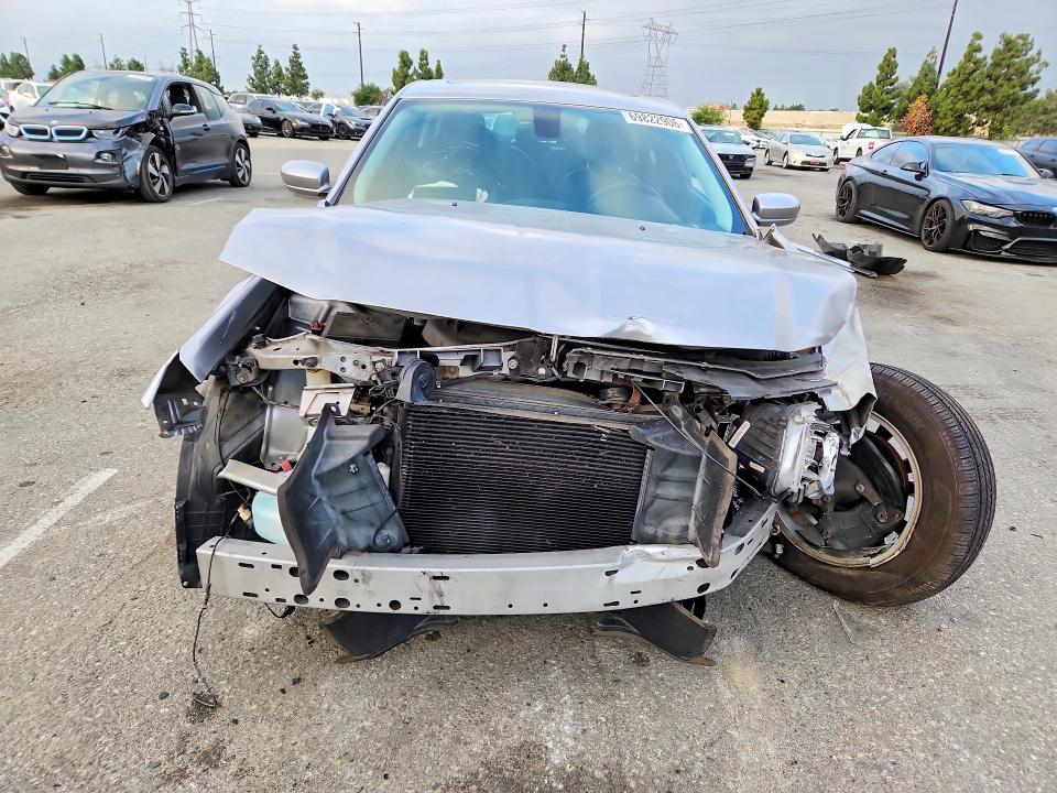 69822906 :رقم المزاد ، 2C3CCAAGXFH930776 vin ، 2015 Chrysler 300 مزاد بيع