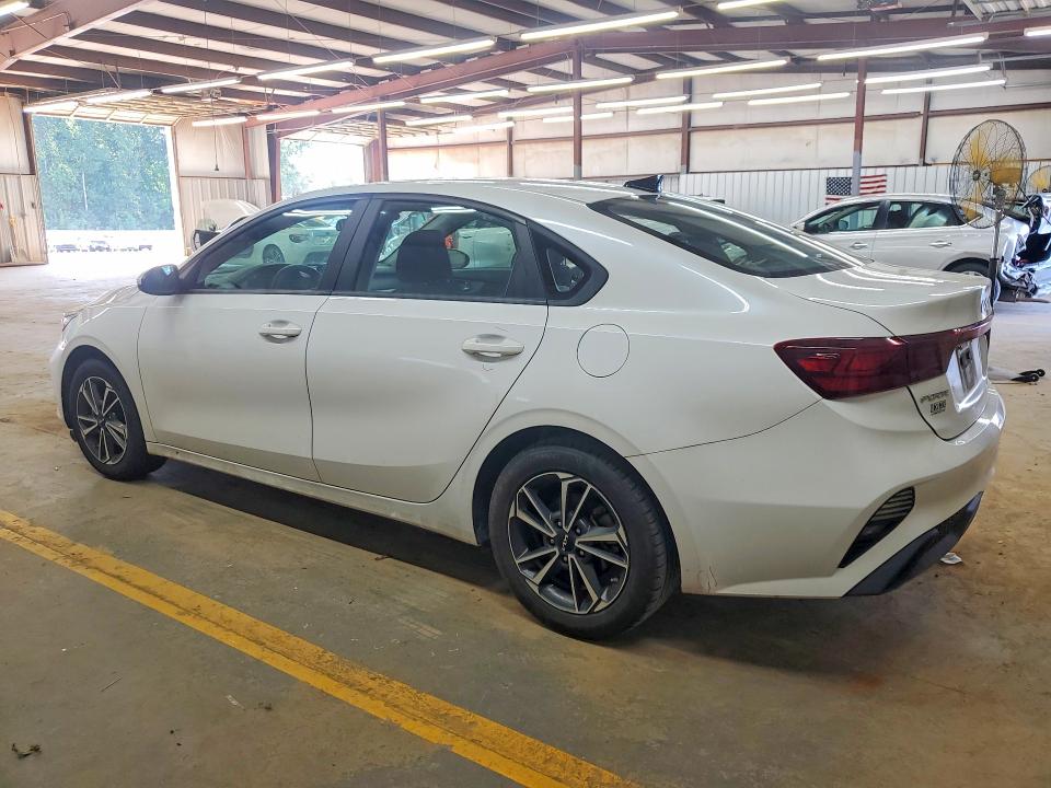 66452636 :رقم المزاد ، 3KPF24AD9NE437636 vin ، 2022 Kia Forte مزاد بيع