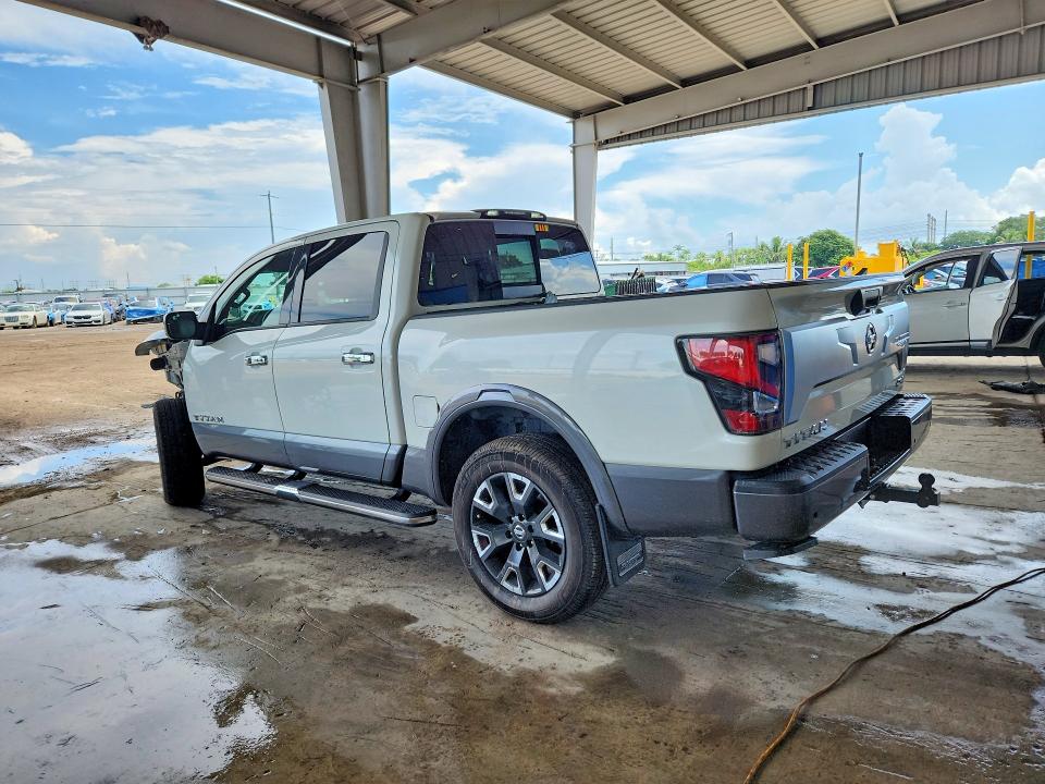 68025126 :رقم المزاد ، 1N6AA1ED2MN531645 vin ، 2021 Nissan Titan مزاد بيع
