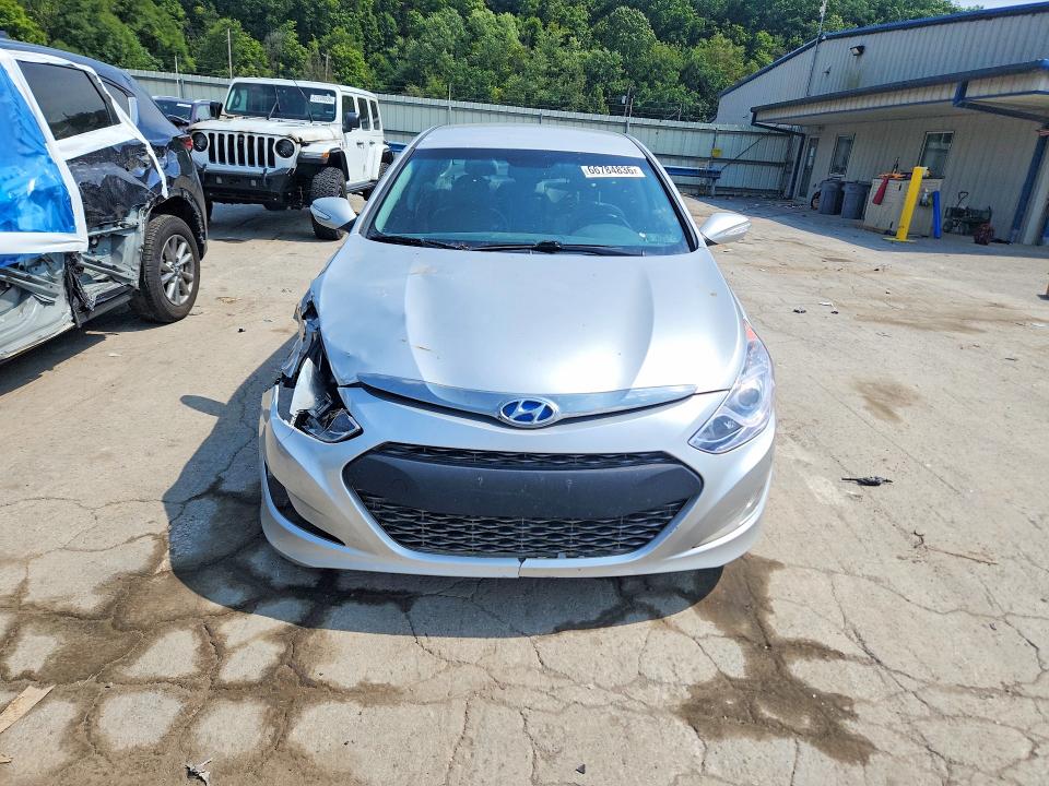 Продажа на аукционе авто 2013 Hyundai Sonata, vin: KMHEC4A48DA083792, номер лота: 66784836