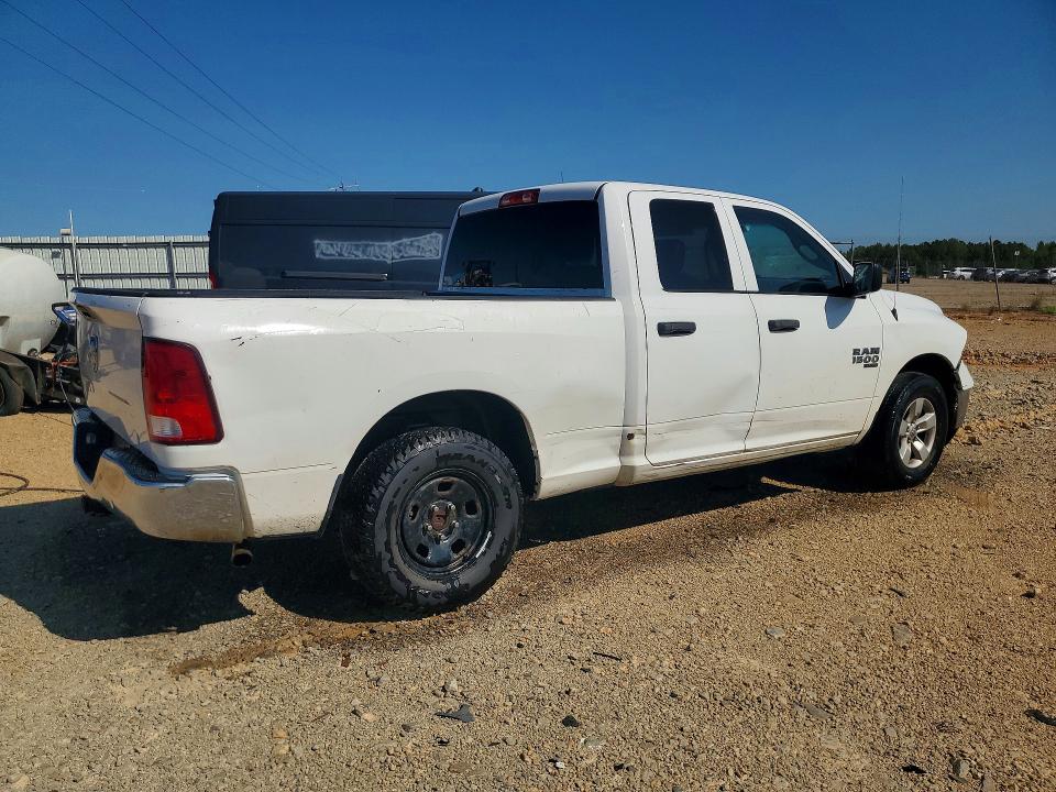 59410256 :رقم المزاد ، 1C6RR6FG7LS116543 vin ، 2020 Ram 1500 Classic مزاد بيع