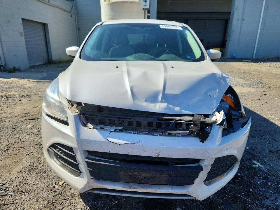 2014 Ford Escape მანქანა იყიდება აუქციონზე, vin: 1FMCU0GX9EUE07654, აუქციონის ნომერი: 69004196