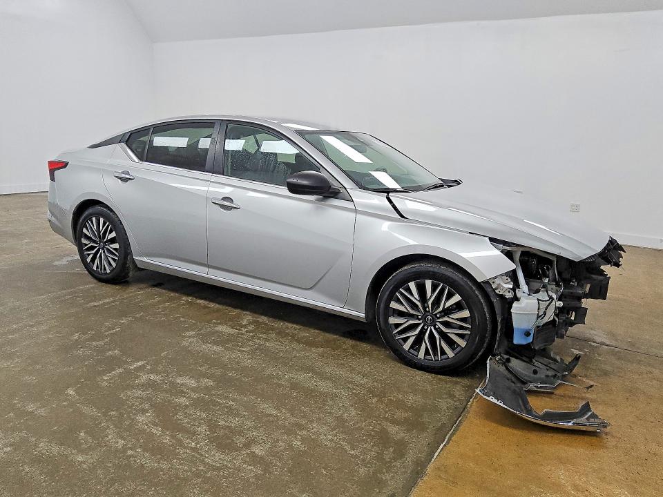 2024 Nissan Altima მანქანა იყიდება აუქციონზე, vin: 1N4BL4DV2RN304126, აუქციონის ნომერი: 69641826