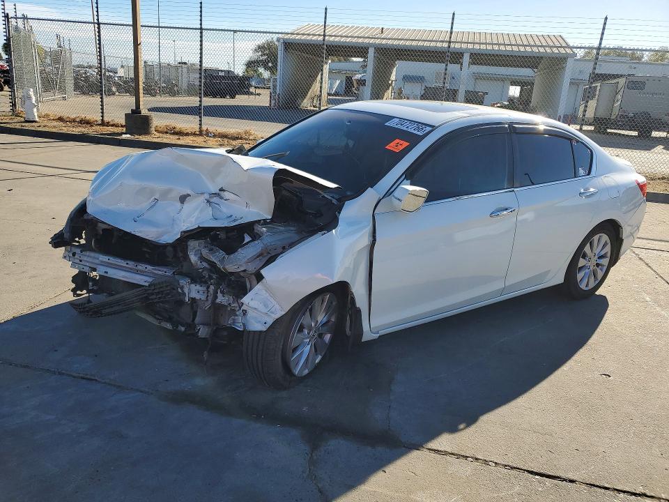 Продаж на аукціоні авто 2013 Honda Accord, vin: 1HGCR2F72DA219840, номер лоту: 70472766