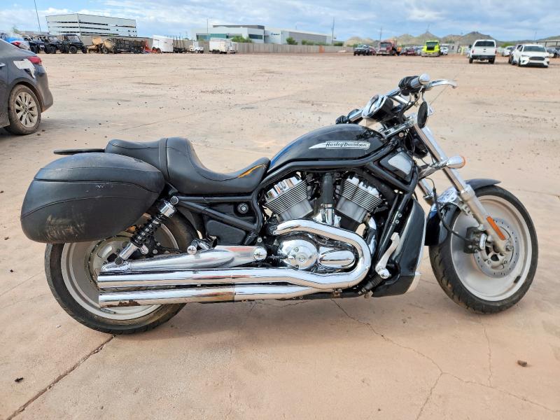 70649186 :رقم المزاد ، 1HD1HBZ135K803335 vin ، 2005 Harley-davidson Vrscb مزاد بيع