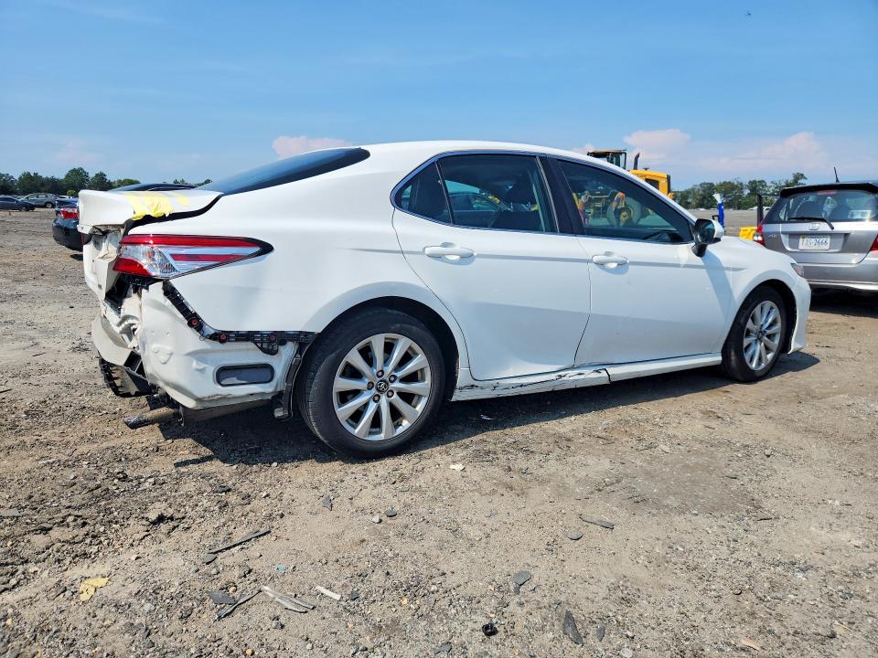 Aukcja sprzedaży 2018 Toyota Camry, vin: 4T1B11HK2JU042421, numer aukcji: 69188656
