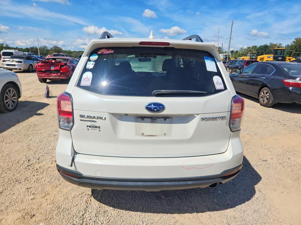 Продаж на аукціоні авто 2018 Subaru Forester, vin: JF2SJARC0JH425408, номер лоту: 70431126